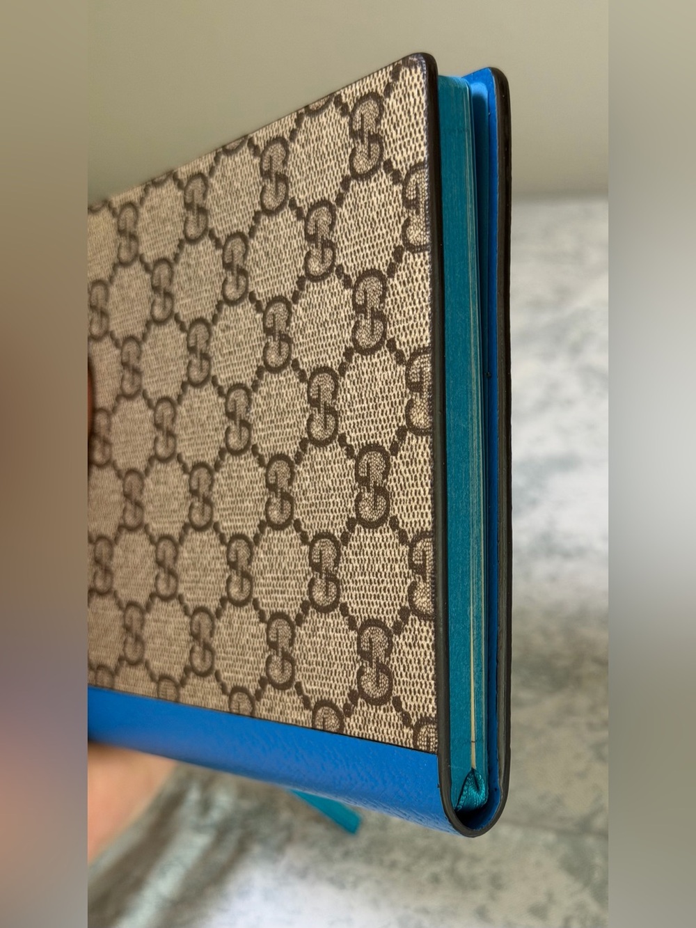 Gucci x Disney GG Supreme Donald Duck notebook - Picture 5 of 14